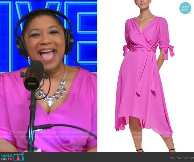 WornOnTV: Deja Vu’s pink tie sleeve wrap dress on Live with Kelly and ...