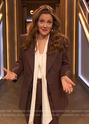 Drew’s burgundy suit and earrings on The Drew Barrymore Show