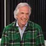 Henry Winkler’s green plaid shirt on E! News