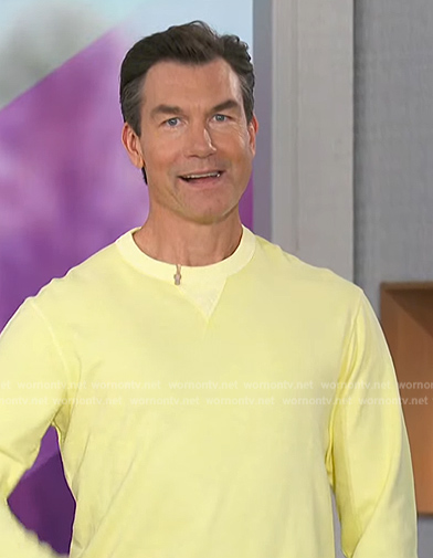 Jerry's yellow sweater on The Talk