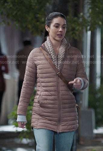 Jules's pink puffer jacket on Greys Anatomy