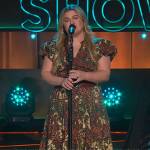 Kelly’s floral midi dress on The Kelly Clarkson Show