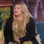 Kelly’s khaki floral print dress on The Kelly Clarkson Show