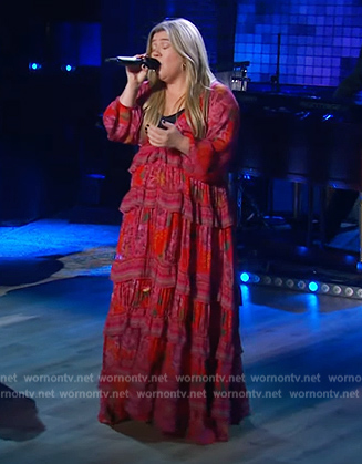 WornOnTV: Kelly’s red floral ruffle dress on The Kelly Clarkson Show ...