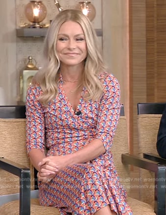 Kelly’s geometric print wrap dress on Live with Kelly and Mark