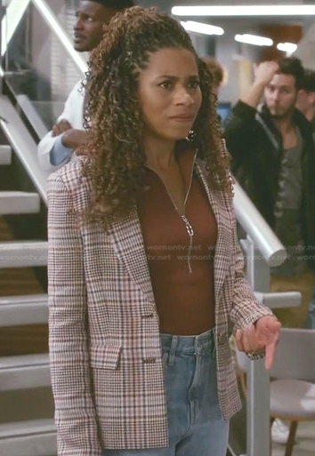 Maggie's brown half-zip top and plaid blazer on Greys Anatomy