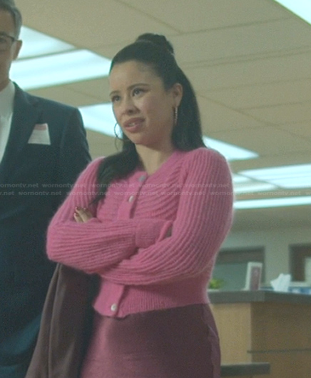 Mariana's pink ribbed cardigan on Good Trouble