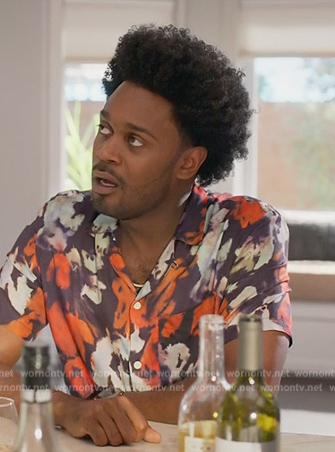 Noah's floral shirt on Grand Crew