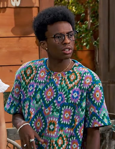 Noah’s printed tee on Bunkd