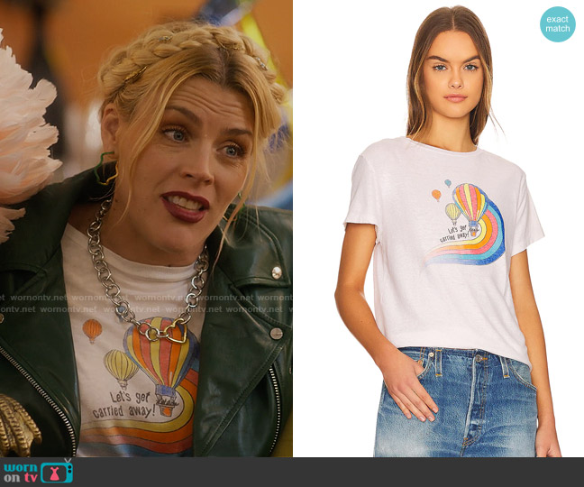 Re/Done Carried Away Tee worn by Darby (Busy Philipps) on Single Drunk Female