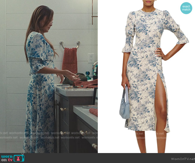 Naomi’s blue floral print dress on Beef