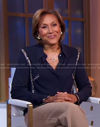 Robin’s navy snakeskin trim shirt on Good Morning America