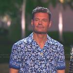 Ryan Seacrest’s blue floral print shirt on American Idol