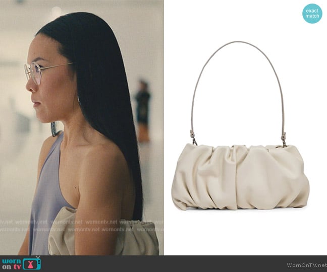 Amy’s white leather shoulder bag on Beef