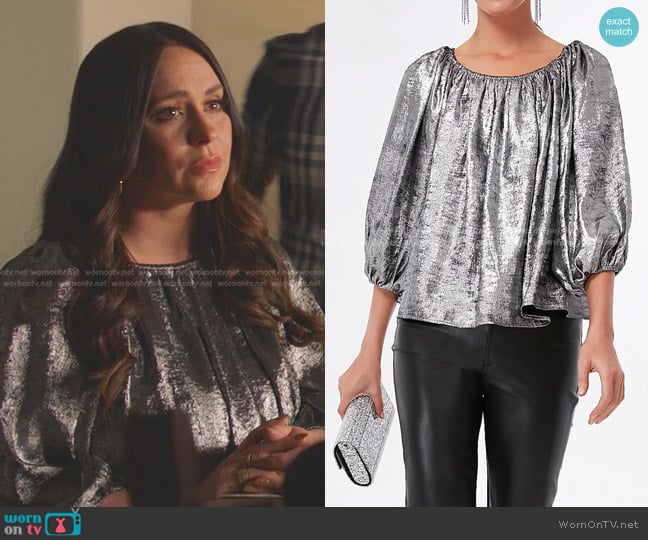 WornOnTV: Maddie’s silver gathered top on 9-1-1 | Jennifer Love Hewitt ...