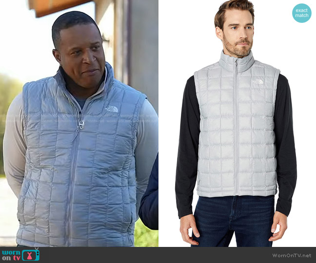 WornOnTV: Craig Melvin’s light grey quilted vest on Today | Clothes and ...