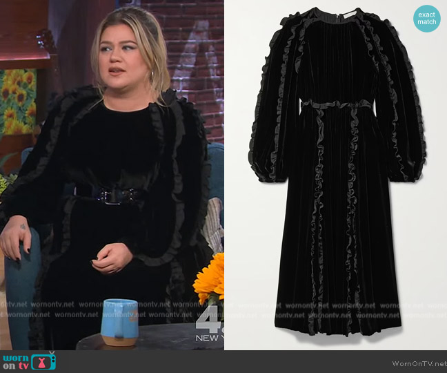 WornOnTV: Kelly’s black velvet ruffle dress on The Kelly Clarkson Show ...