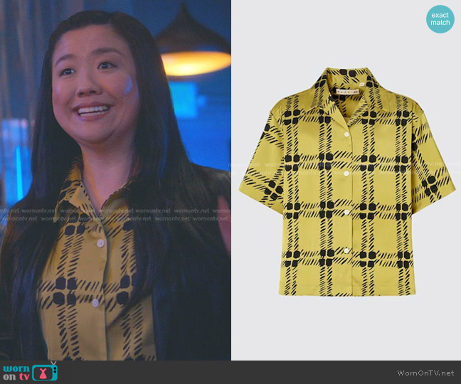 Uniqlo x Marni Oversized Open Collar Short-Sleeve Shirt in Mustard worn by Alice Kwan (Sherry Cola) on Good Trouble