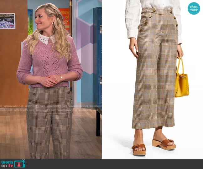 Veronica Beard Hunter Pants worn by Gemma (Beth Behrs) on The Neighborhood