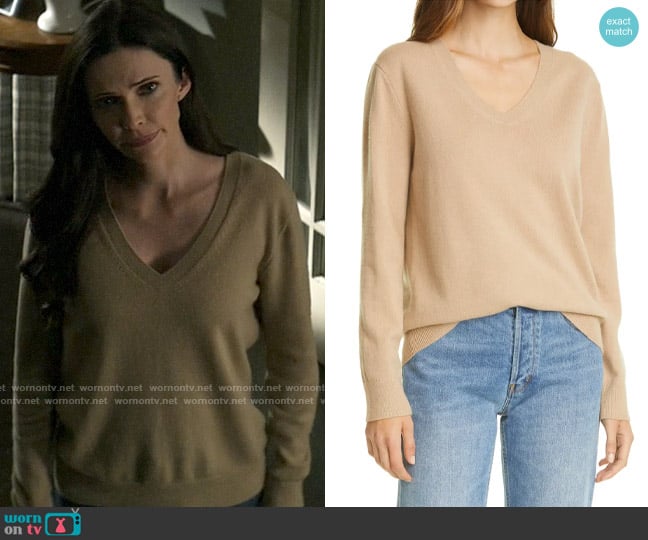 Vince Weekend V-Neck Cashmere Sweater in Camel worn by Lois Lane (Elizabeth Tulloch) on Superman and Lois