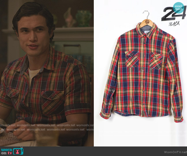 24 Black Vintage Flannel Shirt worn by Charles Melton (Charles Melton) on Riverdale