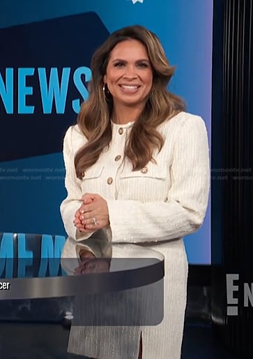 Carolina Bermudez's white boucle jacket and mini skirt on E! News