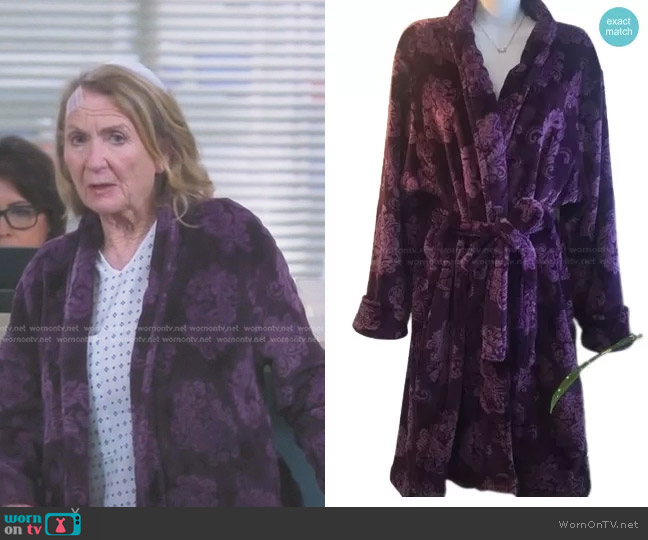 WornOnTV: Maxine’s purple floral robe on Greys Anatomy | Clothes and ...