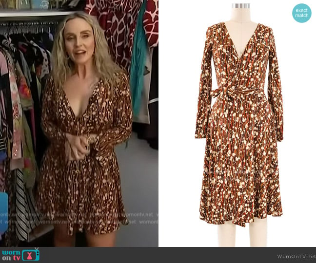 Diane Von Furstenberg Abstract Printed Wrap Dress worn by Dawn Anna Williamson on Access Hollywood