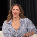 Katharine McPhee Foster’s gold necklace on E! News