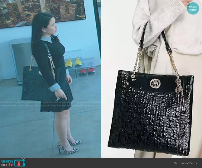 River Island Patent Quilted Shopper Bag with Charm Detail in black worn by Mariana Foster (Cierra Ramirez) on Good Trouble