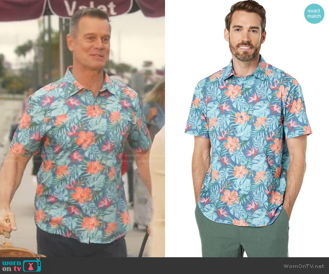 Tommy Bahama Echo Coast Fronds Camp Shirt worn by Bobby Nash (Peter Krause) on 9-1-1