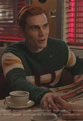 Archie’s green stripe sweater on Riverdale