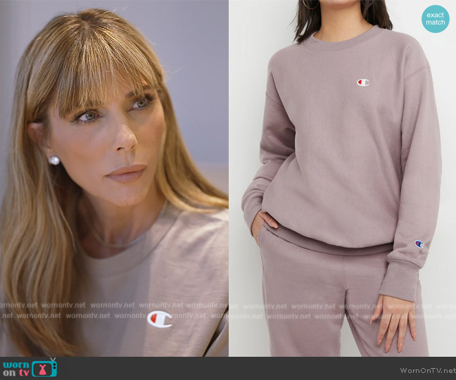 Champion Reverse Weave Boyfriend Crew Neck Sweatshirt worn by Jennifer Flavin Stallone on The Family Stallone