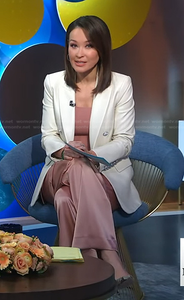 Eva’s white blazer and pink satin pants on Good Morning America