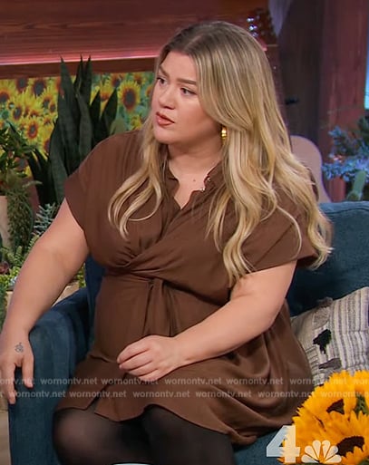 Kelly's brown twist front shirtdress on The Kelly Clarkson Show