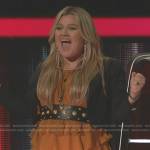 Kelly’s orange tiered maxi dress on The Voice