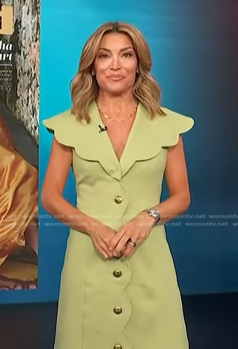 Kit’s green scalloped dress on Access Hollywood