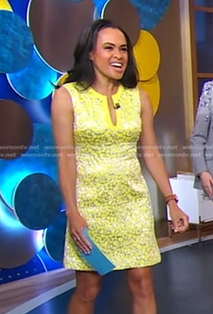 Linsey’s yellow metallic sleeveless dress on Good Morning America