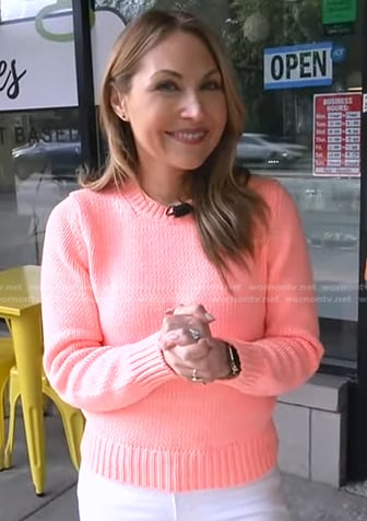 Lori’s pink crewneck knit sweater on Good Morning America