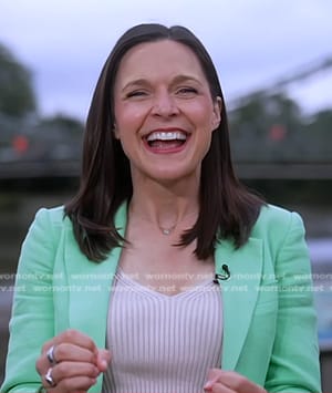 Maggie Rulli’s green linen blazer on Good Morning America