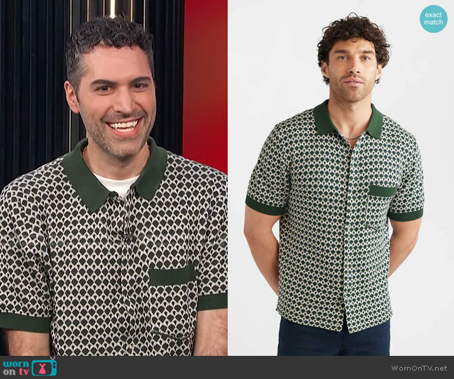 Percival Casa Piccante Shirt worn by Danny Pellegrino on E! News