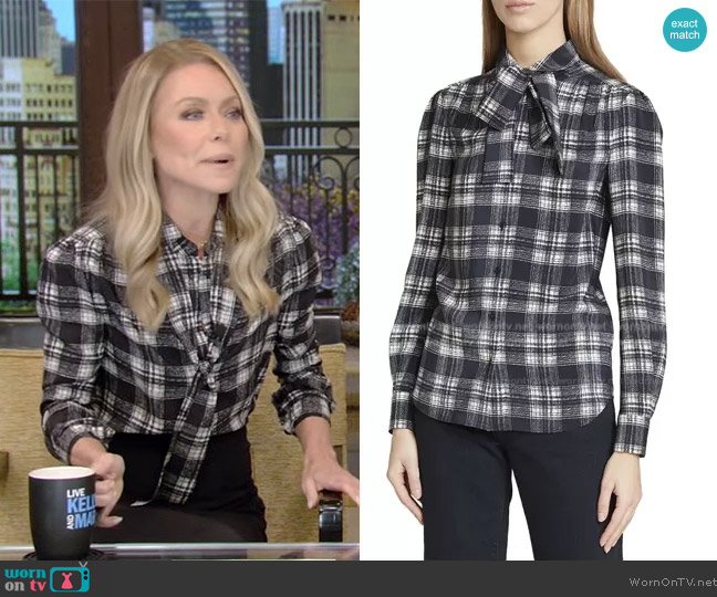 WornOnTV: Kelly’s plaid shirt on Live with Kelly and Mark | Kelly Ripa ...