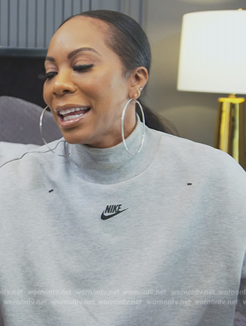 Draaien Arctic Planeet WornOnTV: Sanya's gray Nike turtleneck sweater on The Real Housewives of  Atlanta | Sanya Richards-Ross | Clothes and Wardrobe from TV