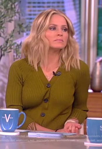 Sara's green ribbed button down dress on The View