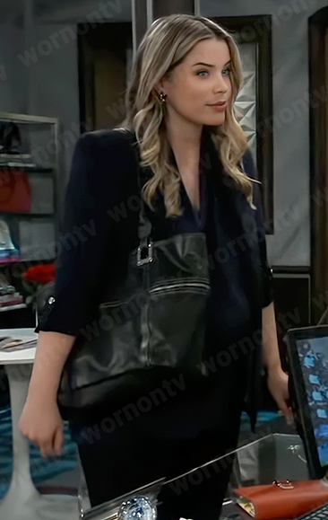 Sasha's navy blazer on General Hospital