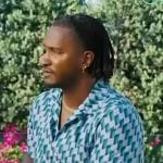 Scott’s blue geometric print shirt on Access Hollywood