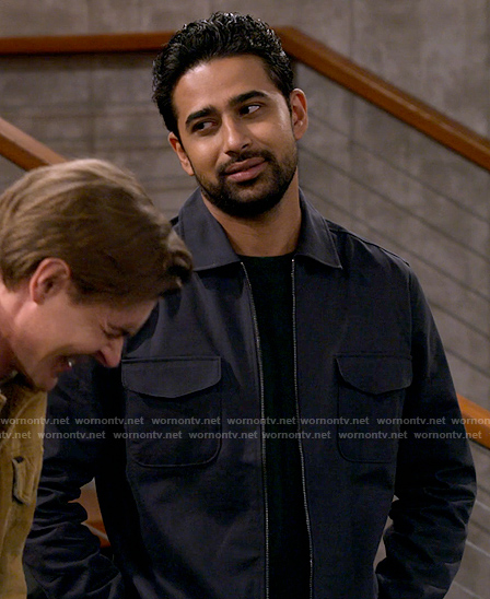 Sid's navy jacket on How I Met Your Father