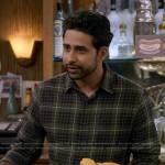 Sid’s olive plaid shirt on How I Met Your Father