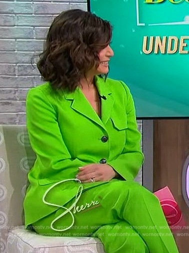 Tamsen Fadal’s green button down blazer on Sherri