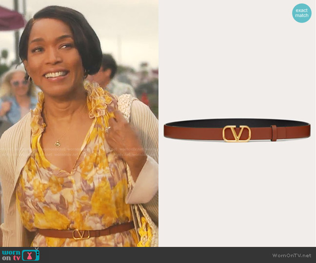 Valentino VLogo Signature Reversible Belt worn by Athena Grant (Angela Bassett) on 9-1-1